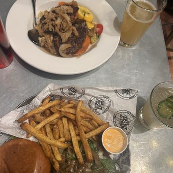 The Spoke on Center - Veggie burger and meatloaf - American Near Me - Moab, Utah