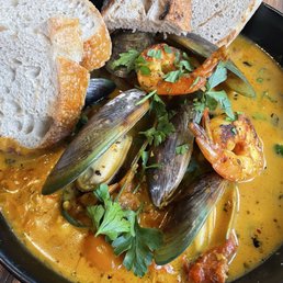 bouillabaisse bouillabaisse