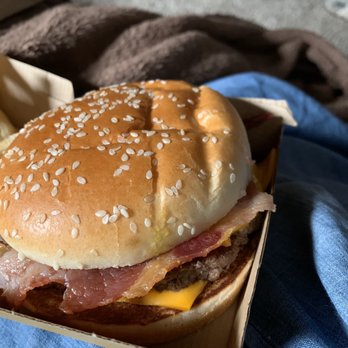 McDonald's - Undercooked Bacon "Double" quarter pounder - Fast Food Near Me - Canton, Georgia McDonald's - Undercooked Bacon "Double" quarter pounder - Fast Food Near Me - Canton, Georgia