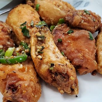 Honolulu Seafood Restaurant - Chicken wings - Dim Sum Near Me - Urban Honolulu, Hawaii Honolulu Seafood Restaurant - Chicken wings - Dim Sum Near Me - Urban Honolulu, Hawaii