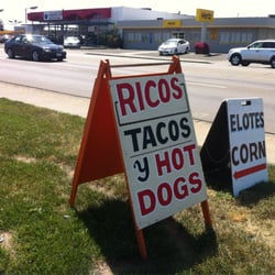 Rico's Tacos
