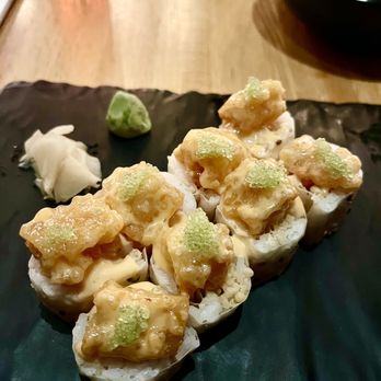 Ossu Asian Tavern - Kajino roll. Best roll this year. - Japanese Near Me - Atlantic City, New Jersey