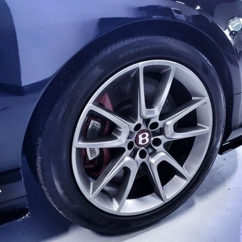 Carmel Motors - Front passenger side wheel of a 2013 Bentley GTS - Car Dealers Near Me - Indianapolis, Indiana