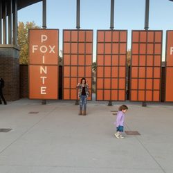 Fox Pointe - Stage
