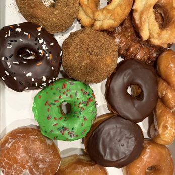 Sesame Donuts - Donuts Near Me - Aloha, Oregon Sesame Donuts - Donuts Near Me - Aloha, Oregon