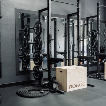 Holistic Performance Lab - Trainers Near Me - Irvine, California Holistic Performance Lab - Trainers Near Me - Irvine, California