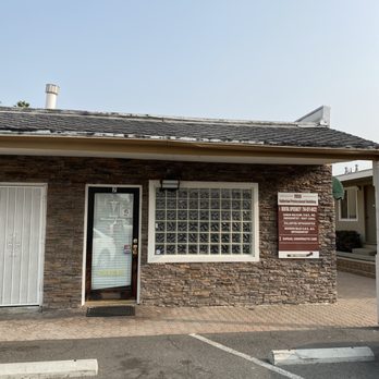 Saman Malkami, DMD - 9/2020 ample parking in the back - Endodontists Near Me - Fullerton, California
