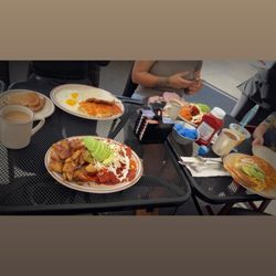 Chilaquiles rojos Hashbrowns Potatoes