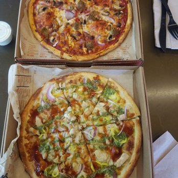 Blaze Pizza - Salad Near Me - Los Angeles, California Blaze Pizza - Salad Near Me - Los Angeles, California