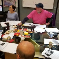 SunSpanish - Watching the news in Spanish with El Profesor Salmón during our traditional 10:00am Saturday morning conversational workshop.