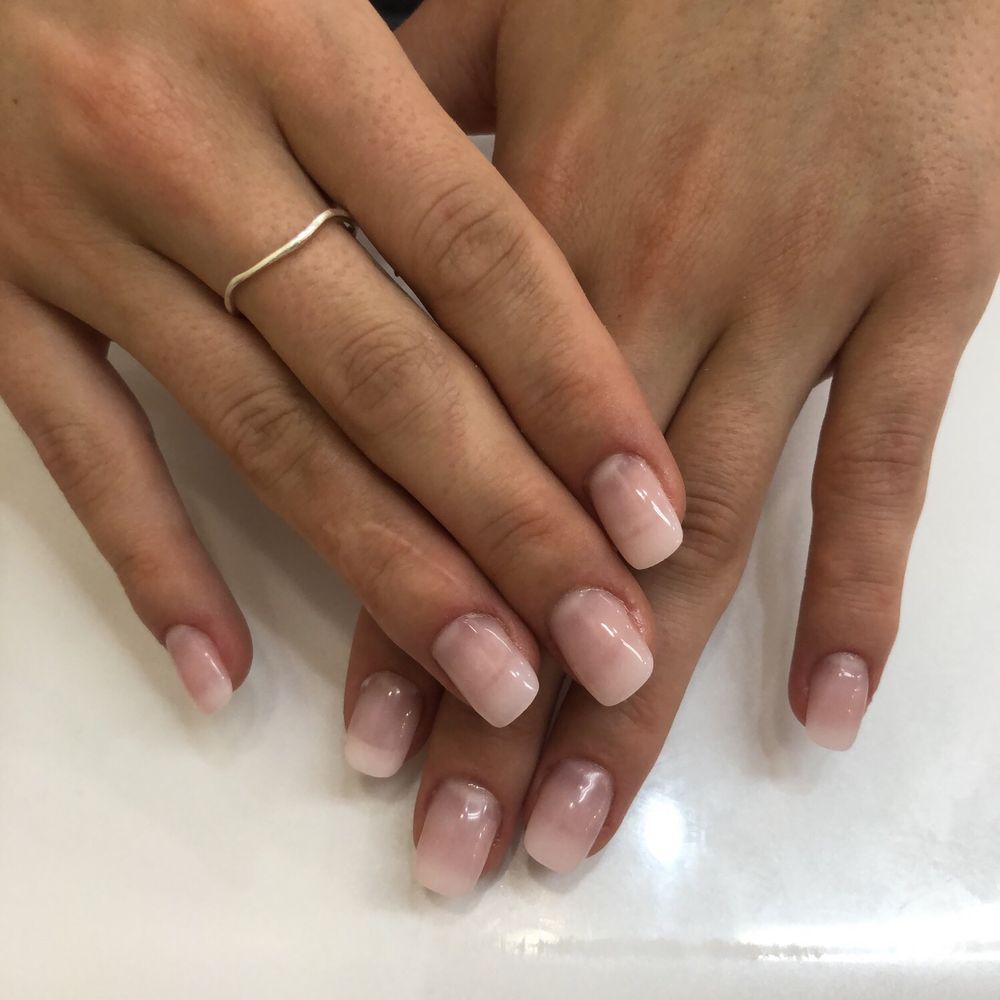 SNS dip manicure