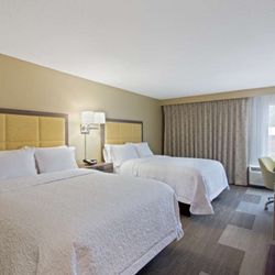 Hampton Inn Sault Ste Marie - Guest room