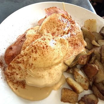 Blue Willow Restaurant & Gift Shop - Classic Benedict - New American Near Me - Tucson, Arizona Blue Willow Restaurant & Gift Shop - Classic Benedict - New American Near Me - Tucson, Arizona