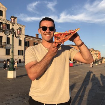 C‘è Pizza e Pizza - Pizza Near Me - Venezia, VE C‘è Pizza e Pizza - Pizza Near Me - Venezia, VE