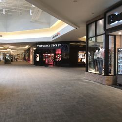 Victoria's Secret & PINK