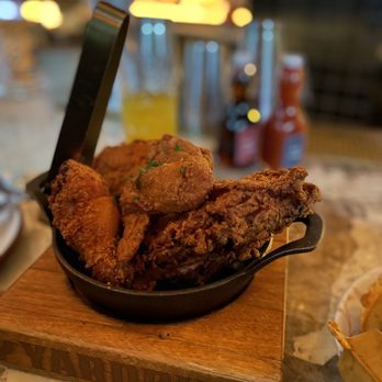 Yardbird - Lewellyn's Fine Fried Chicken - New American Near Me - Washington, DC, District of Columbia