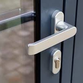 Thee Locksmith - New Lock - Keys & Locksmiths Near Me - Long Beach, California Thee Locksmith - New Lock - Keys & Locksmiths Near Me - Long Beach, California
