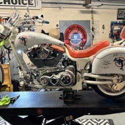 Syndicate Cycles - Miami Dolphins Undefeated season Bike in for a checkup before going down to the stadium.