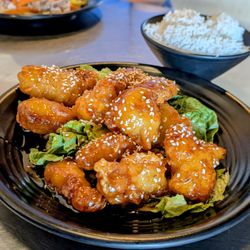 Thai China Bistro - Sesame Chicken on lettuce with white rice