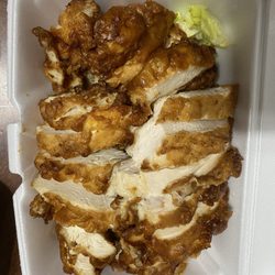 Yee Chinese Restaurant - Mandarin chicken with gravy on the side