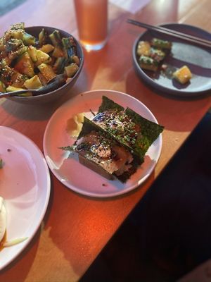 Izzy’s Cocktail Bar by null