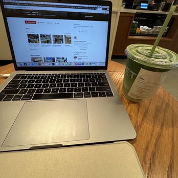Blank Street - Note taking for psych class with my iced Aries matcha latte - Coffee & Tea Near Me - Washington, DC, District of Columbia