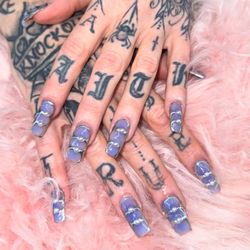Vogue Nails 2
