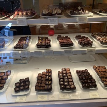 L.A. Burdick Handmade Chocolates - The display - Chocolatiers & Shops Near Me - Washington, DC, District of Columbia