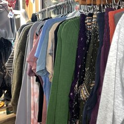 New Earth Healing Gifts - Mindful, yoga-friendly clothing