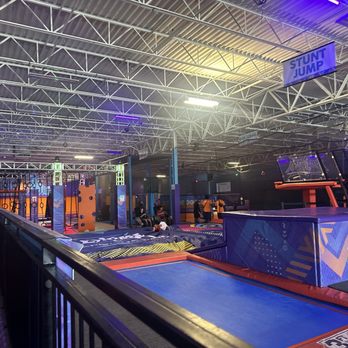 Altitude Trampoline Park - Trampoline Parks Near Me - Bradenton, Florida