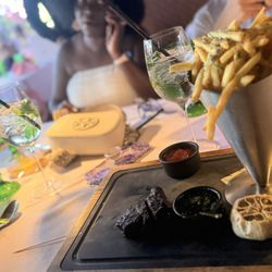 Pink Steak - Steak Frites