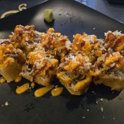 Fujiyama Japanese Restaurant - Samba Roll