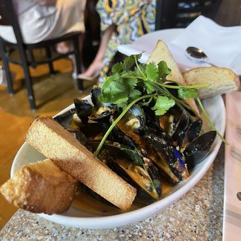 Paesanos 1604 - Mussels before picture - Italian Near Me - San Antonio, Texas Paesanos 1604 - Mussels before picture - Italian Near Me - San Antonio, Texas