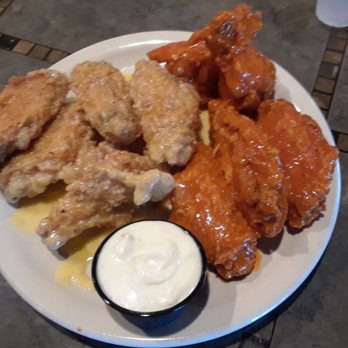 On the Rox - Monday night $8 all you can eat wings! Parmesan garlic and spicy barbecue. They are large wings. - Bars Near Me - Seymour, Indiana