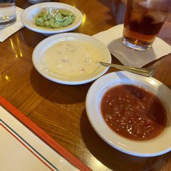 Vista Grande Mexican Restaurant - Salsa, queso and guacamole.