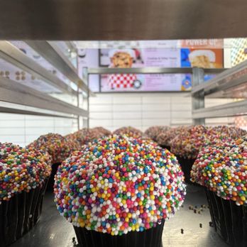 Sprinkles Beverly Hills - Bakeries Near Me - Beverly Hills, California Sprinkles Beverly Hills - Bakeries Near Me - Beverly Hills, California