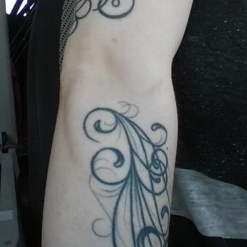 Black Label Tattoo - Two halves of tattoos by antonio (this is just work i enjoy not his only talent !) - Tattoo Near Me - Frederick, Maryland