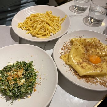 Bancone - Cacio e pepe, silk handkerchief, kale salad - Italian Near Me - London, XGL