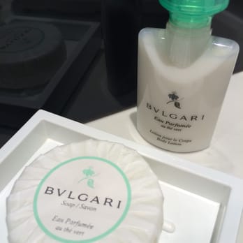 Mosaic Hotel - Bathroom amenities - Hotels Near Me - Beverly Hills, California