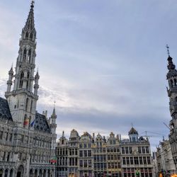 Grand Place de Bruxelles - At Grand Place