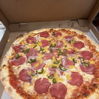 Frank's Pizza Joint - The islander pizza extra large - Pizza Near Me - La Mesa, California