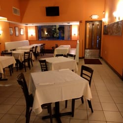 El Pueblito Restaurant - Great atmosphere w/ the music!