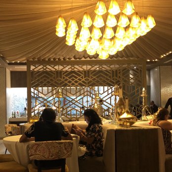 Habibi - Dining room - Lebanese Near Me - Cancún, ROO Habibi - Dining room - Lebanese Near Me - Cancún, ROO