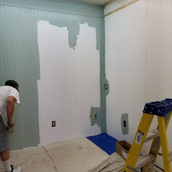 Perrone's Barber Shop - During - Barbers Near Me - Shrewsbury, Massachusetts Perrone's Barber Shop - During - Barbers Near Me - Shrewsbury, Massachusetts