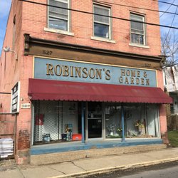 Robinson's Home & Garden & the Basket Loft