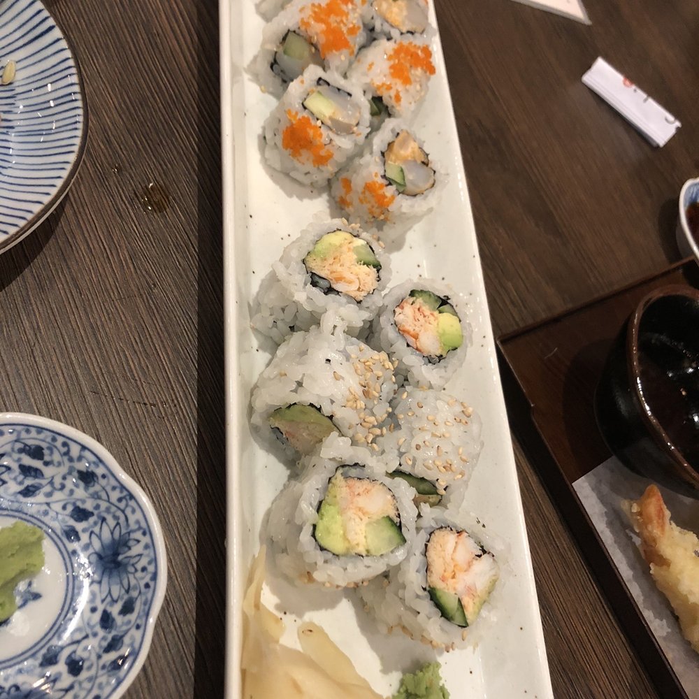 Temaki Sushi - Chopped scallop roll and real crab roll - Sushi Bars Near Me - Vancouver, British Columbia Temaki Sushi - Chopped scallop roll and real crab roll - Sushi Bars Near Me - Vancouver, British Columbia