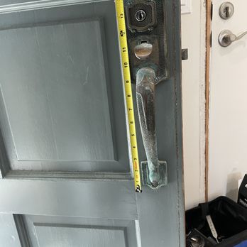 Morro Lock - The customer wanted to replace an older Weslock handleset that had survived the salty ocean air. - Keys & Locksmiths Near Me - Morro Bay, California Morro Lock - The customer wanted to replace an older Weslock handleset that had survived the salty ocean air. - Keys & Locksmiths Near Me - Morro Bay, California