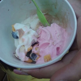 Yogurtland - Ice Cream & Frozen Yogurt Near Me - Bakersfield, California Yogurtland - Ice Cream & Frozen Yogurt Near Me - Bakersfield, California