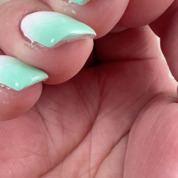 Azul Nails and Spa - Nail Salons Near Me - Cromwell, Connecticut