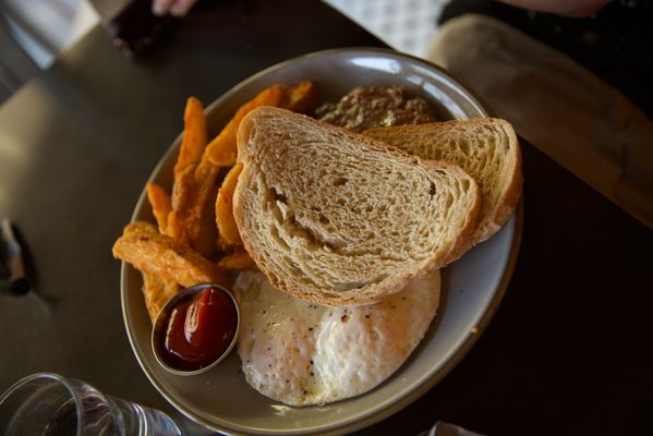 Liberty Food & Wine Exchange by null